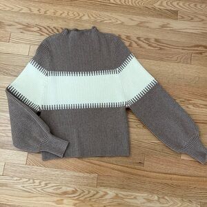 4SI3NNA cozy mock neck two-toned sweater - Size Medium